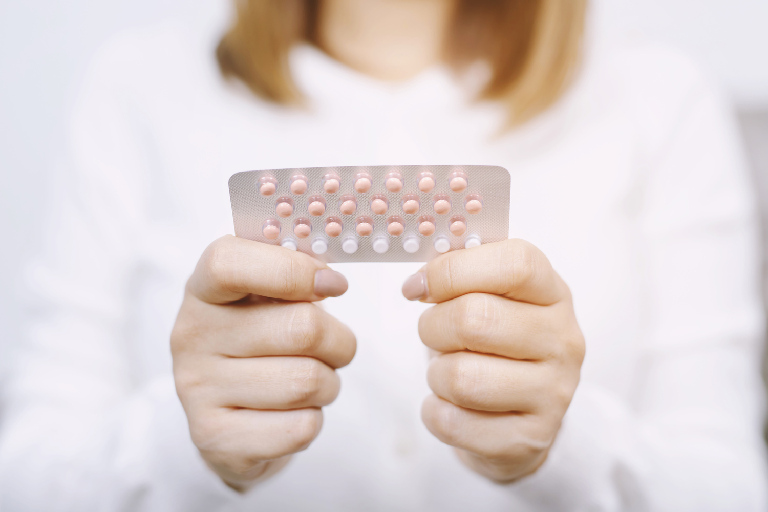 does nitrofurantoin affect birth control